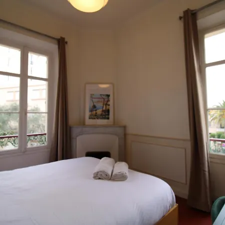 Apartment 1er Etage Reine